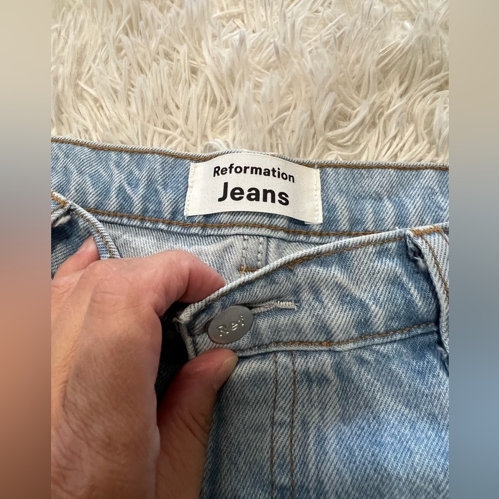 Reformation Distressed Jeans Shorts - Size 30 US 10- Tahoe destroyed wash - Picture 5 of 10